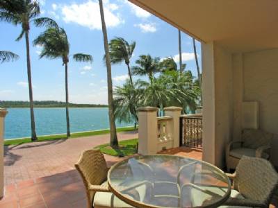 Bayside's Best 2 bedroom Option