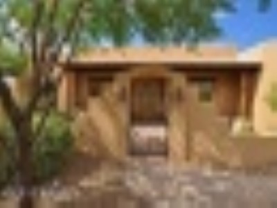 5641 E CANYON CREEK Circle