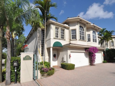 THE ENCLAVE IN VICTORIA PARK