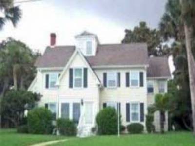 4190 Halifax Dr