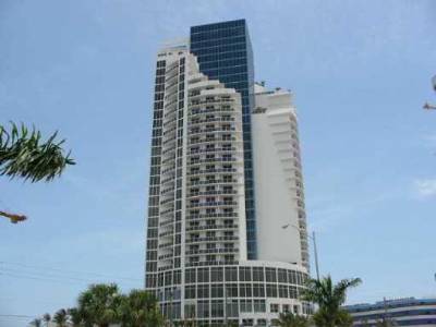 TRUMP International Beach Resort