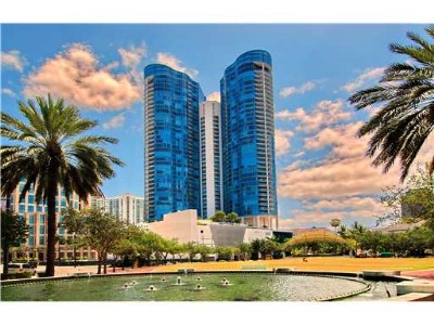 Las Olas River House