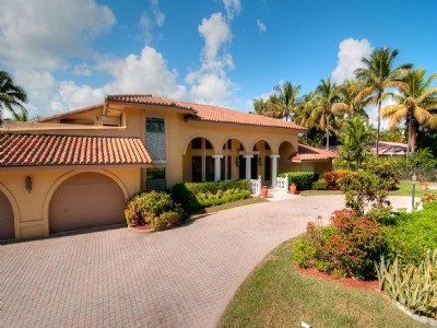 560 OCEAN BL