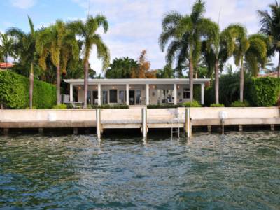 700 W DILIDO DR