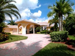 Weston Hills' Country Club Riviera