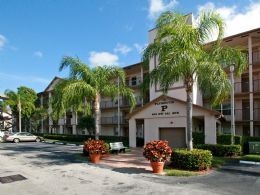 Pembroke Pines' Century Village