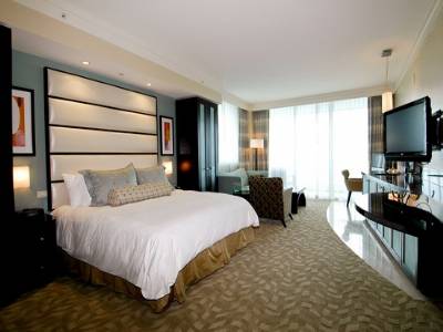 Fontainebleau Delight!