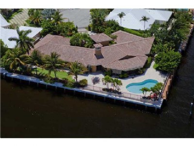 INTRACOASTAL POINT LOT / 236 FEET OF DEEP WATERFRONT
