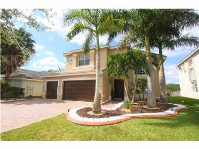 5458 SW 195TH TER