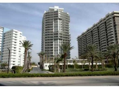 Bellini of Williams Island - 4100  island boulevard