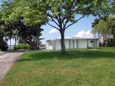 845 E DILIDO DR