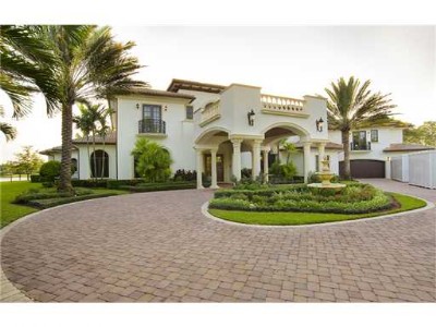 8812 TWIN LAKE DR