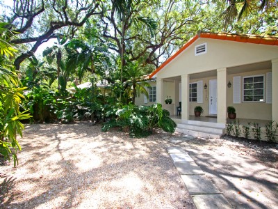 Renovated House in South Coconut Grove
