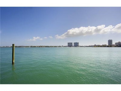 423 E RIVO ALTO DR