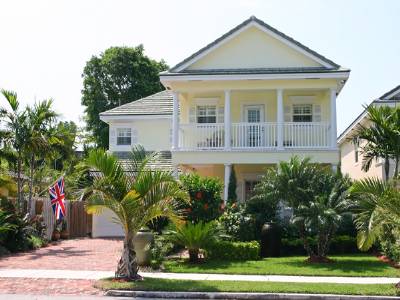 2626 ALAMANDA CT