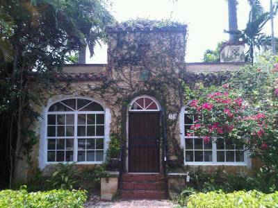 320 ROMANO AV