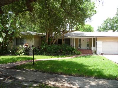 MIAMI SHORES - HUGE HOME READY TO MOVE IN!!!