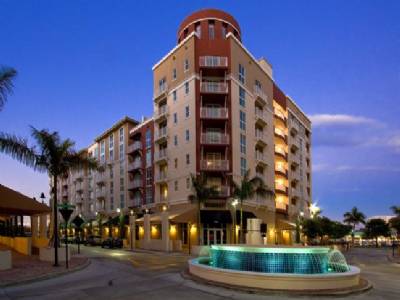 Downtown Dadeland - 7250-7270 N. Kendall Dr