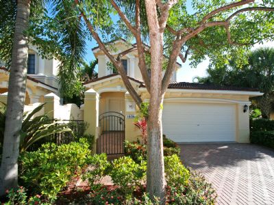 Westons' Mariposa Pointe