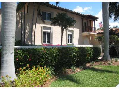 Deering Bay Yacht & Country Club