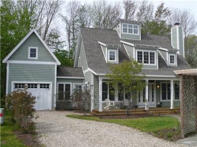 9986 Cottage Lane