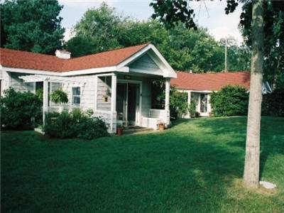 748 Blue Star Hwy