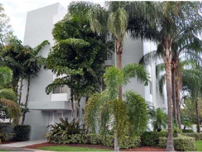 290 NAVARRE AV #303