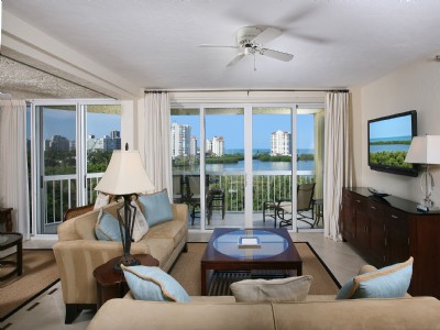 St Tropez #602 - $599,000