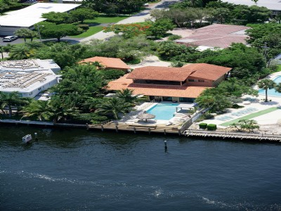 742 INTRACOASTAL DR