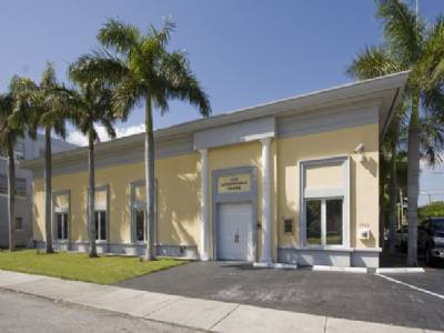 1900 SW 3 AV # 8&9