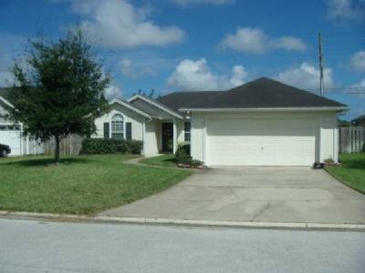 $184,900 - Immaculate - Ready To Move In