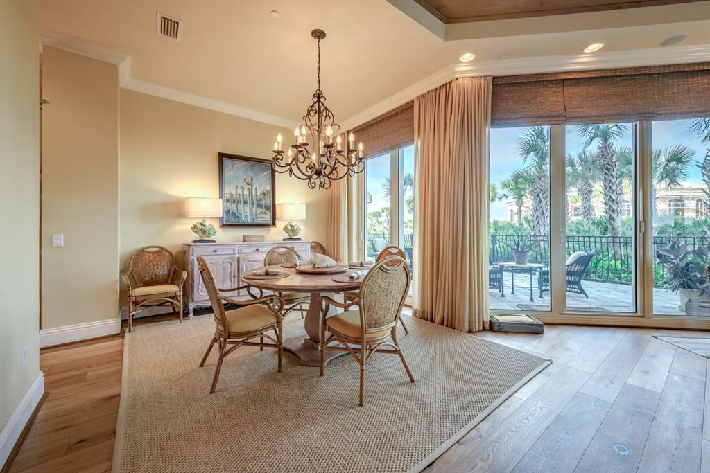28 PORTO MAR UNIT 101