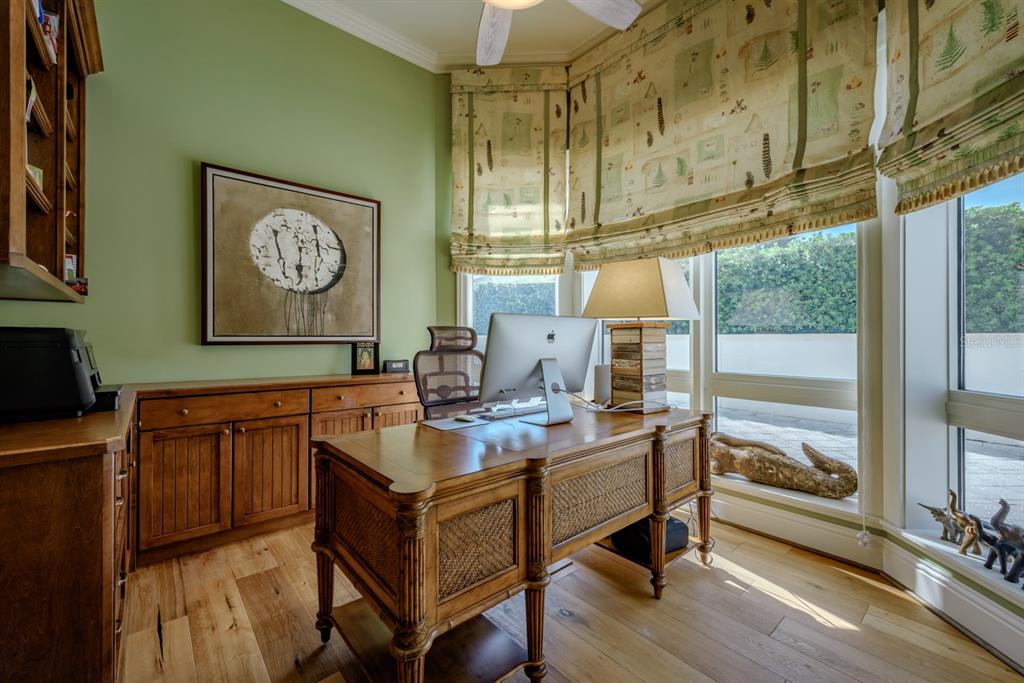 28 PORTO MAR UNIT 101
