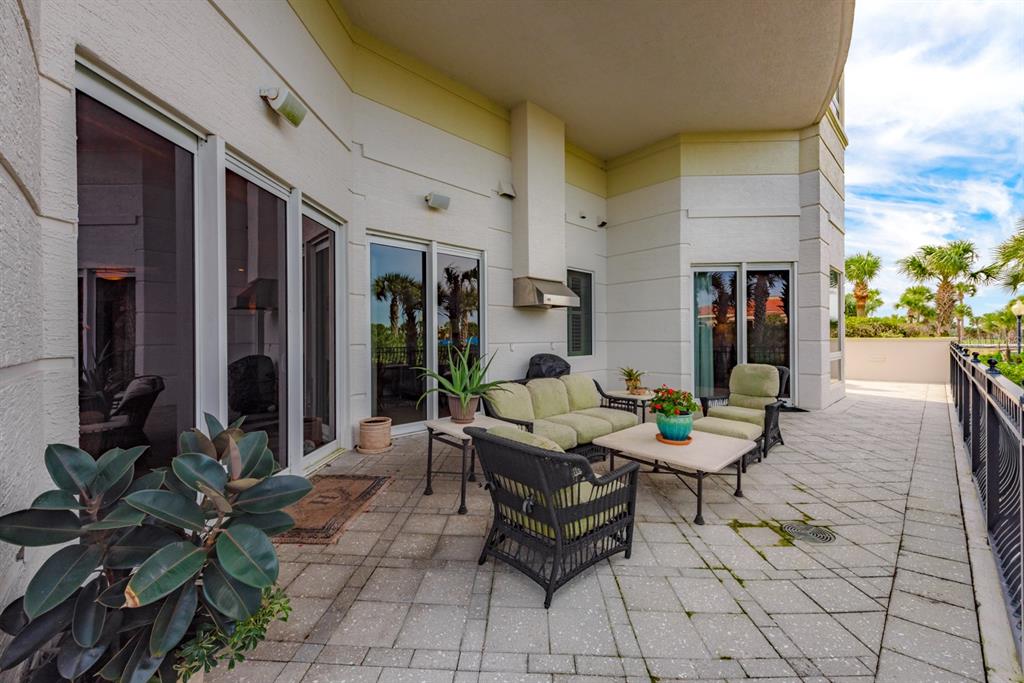 28 PORTO MAR UNIT 101