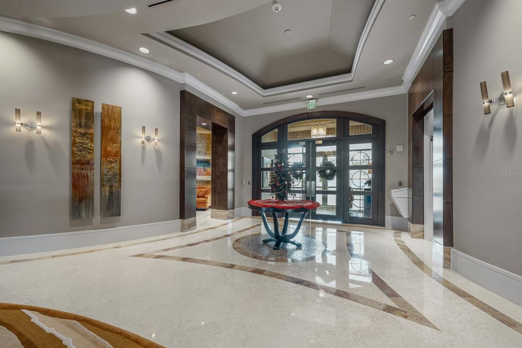 28 PORTO MAR UNIT 101