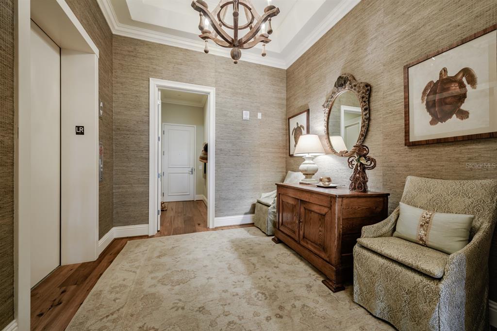 28 PORTO MAR UNIT 101