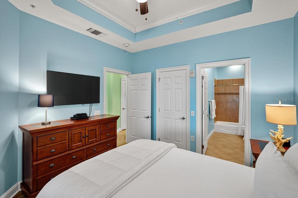 200 OCEAN CREST DRIVE UNIT 646