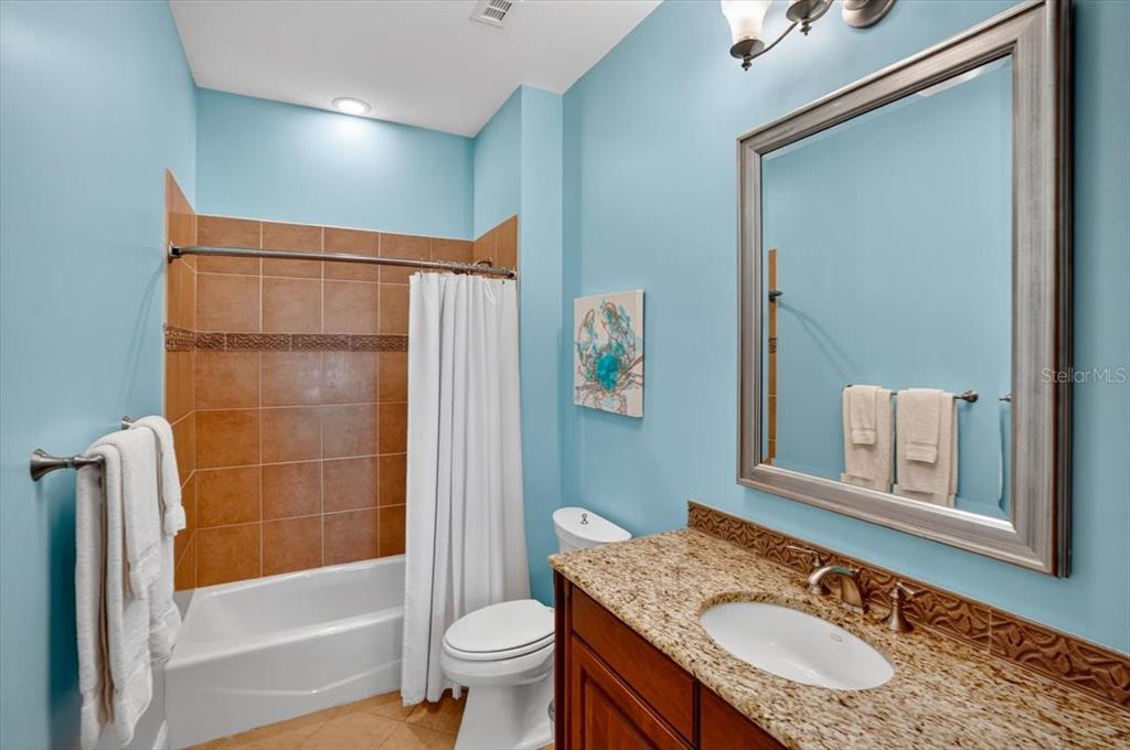 200 OCEAN CREST DRIVE UNIT 646