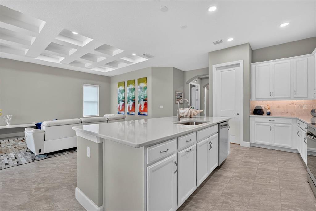 27 S RIVERWALK DRIVE