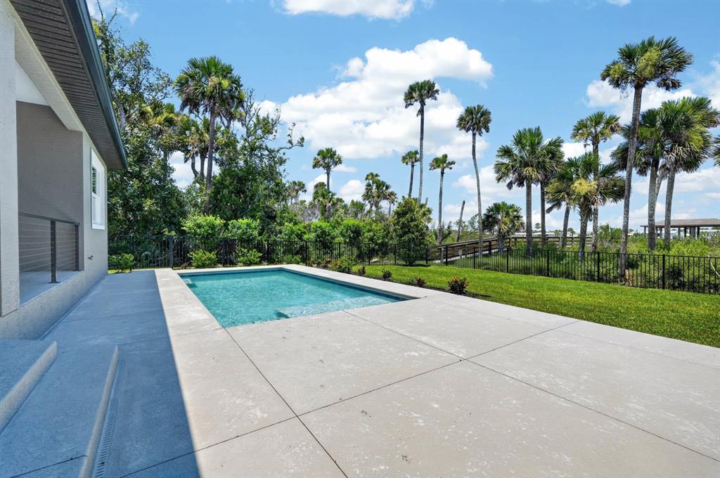 27 S RIVERWALK DRIVE