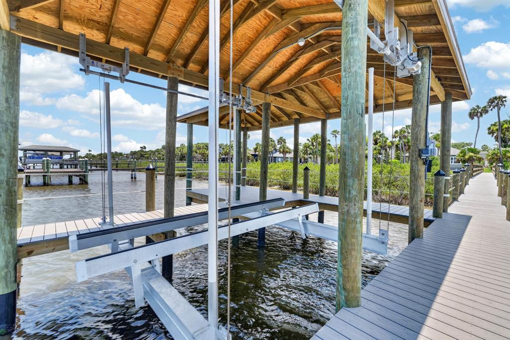 27 S RIVERWALK DRIVE