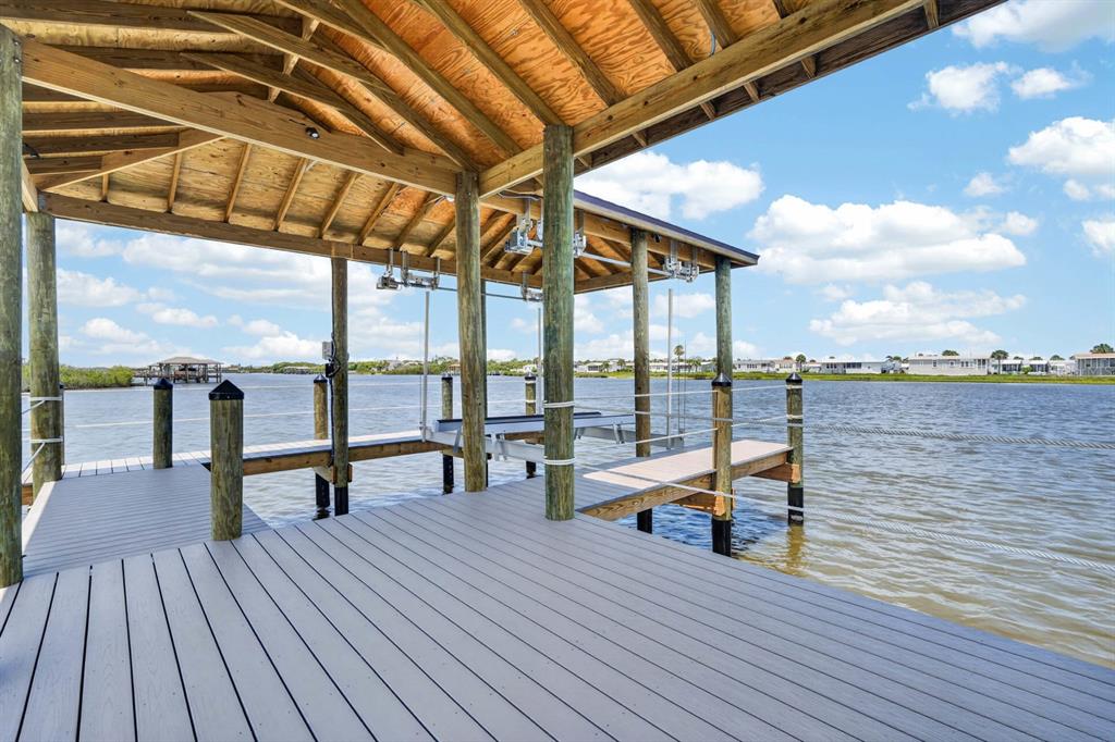 27 S RIVERWALK DRIVE