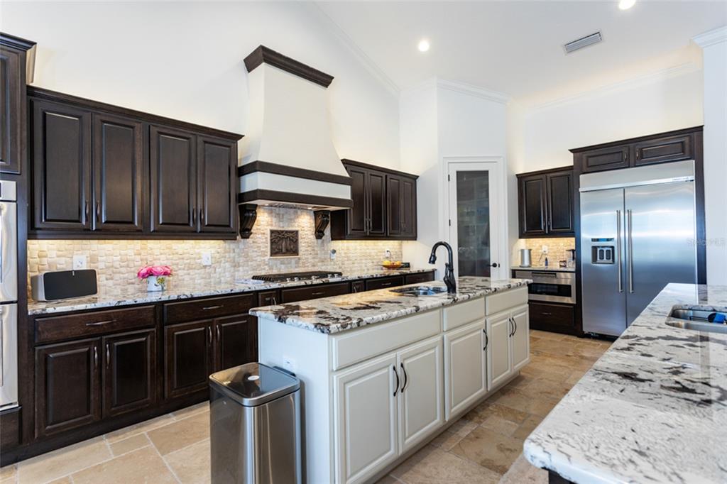 462 SWEETGUM LANE
