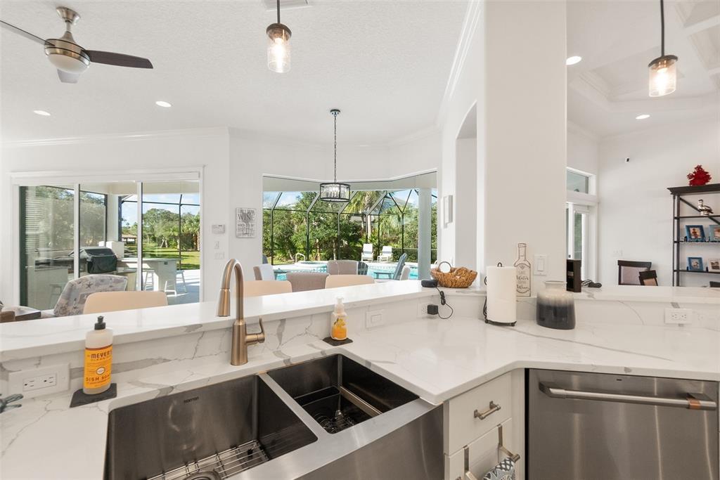 104 ISLAND ESTATES PARKWAY