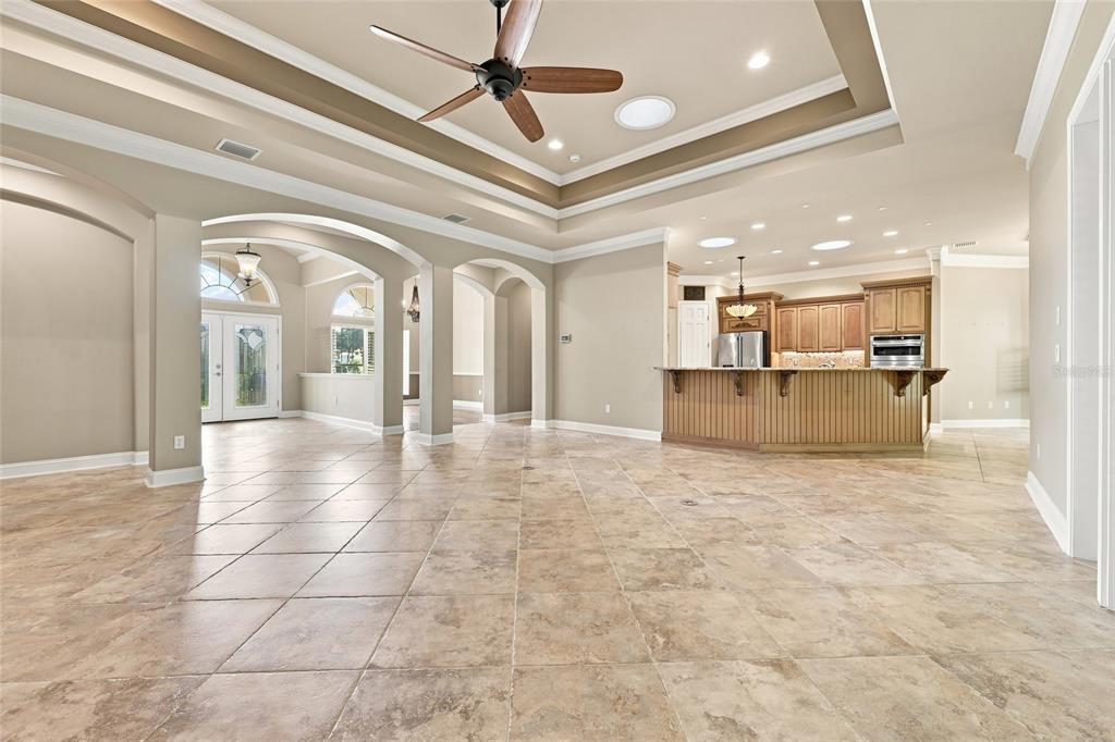 5 ROMA COURT