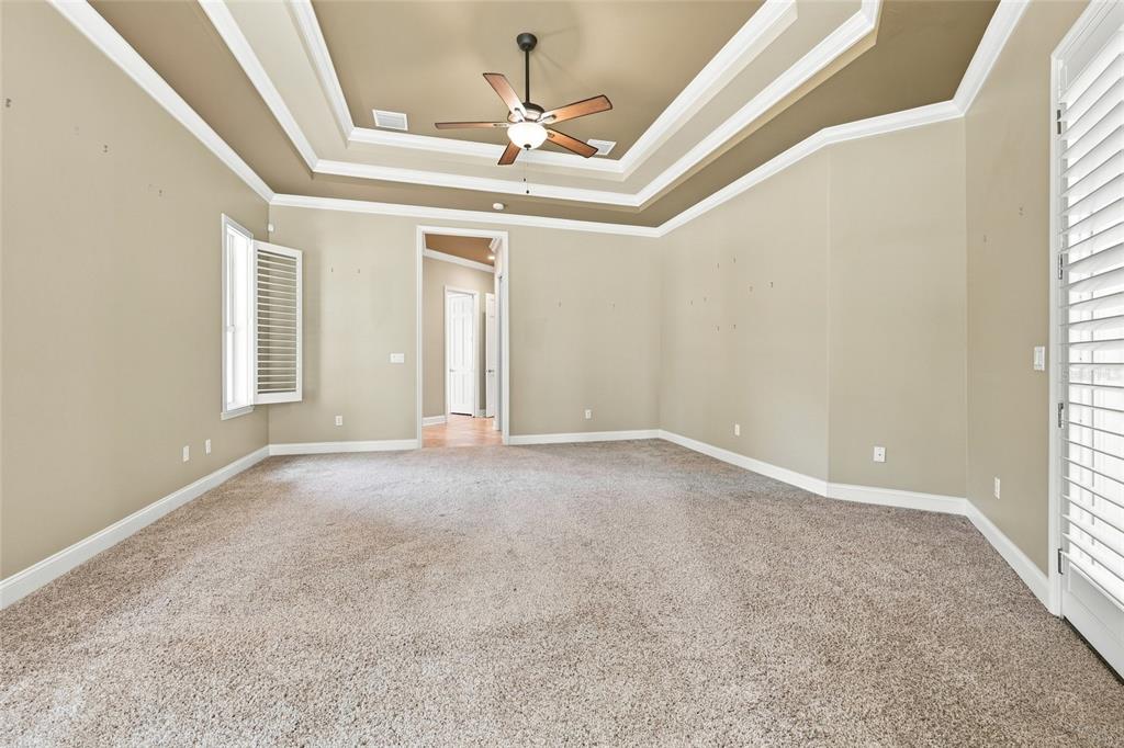 5 ROMA COURT
