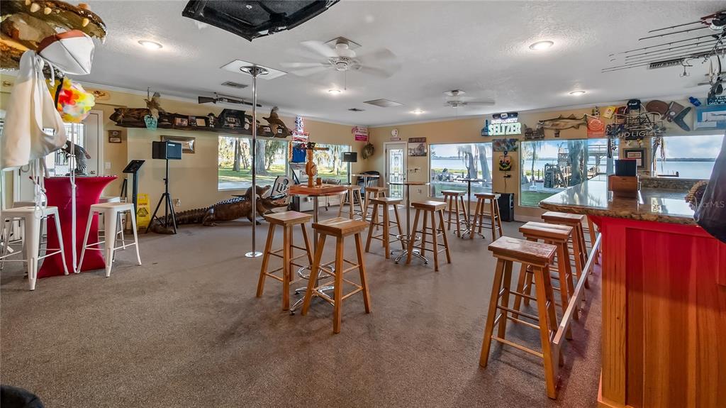 1241 W LAKESHORE DRIVE