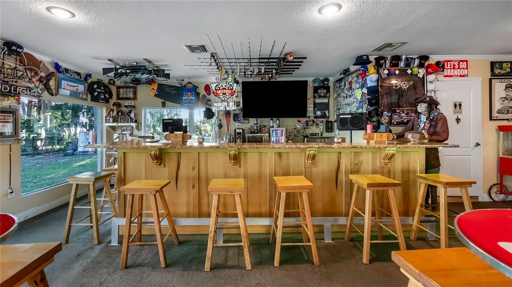 1241 W LAKESHORE DRIVE