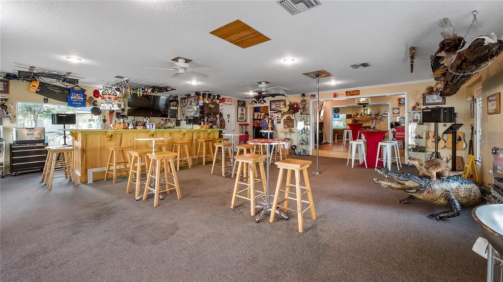 1241 W LAKESHORE DRIVE