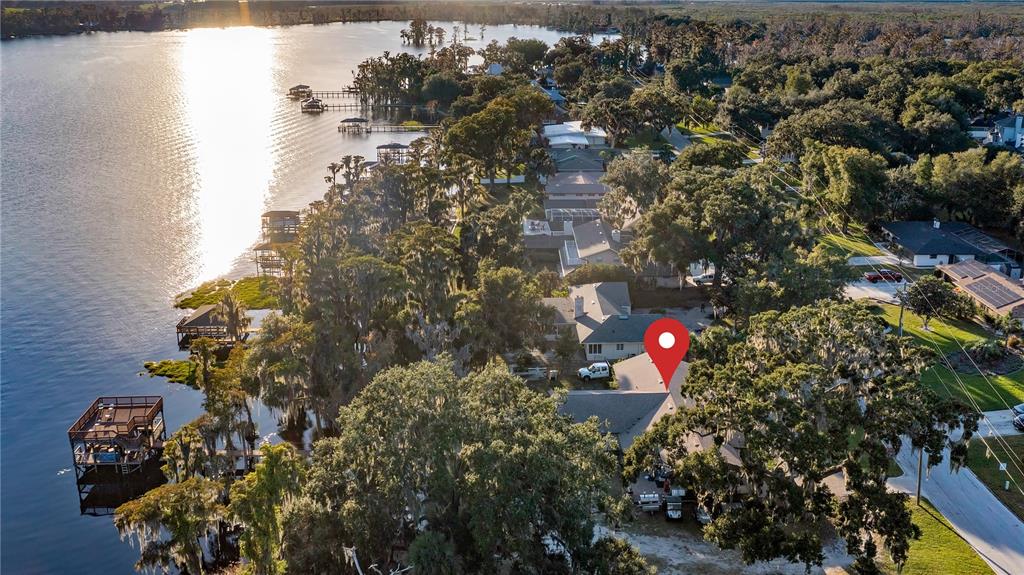 1241 W LAKESHORE DRIVE